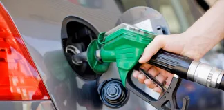 Addio Benzina e Diesel: è ufficiale, UE dà il via libera allo stop della vendita delle auto dal 2035