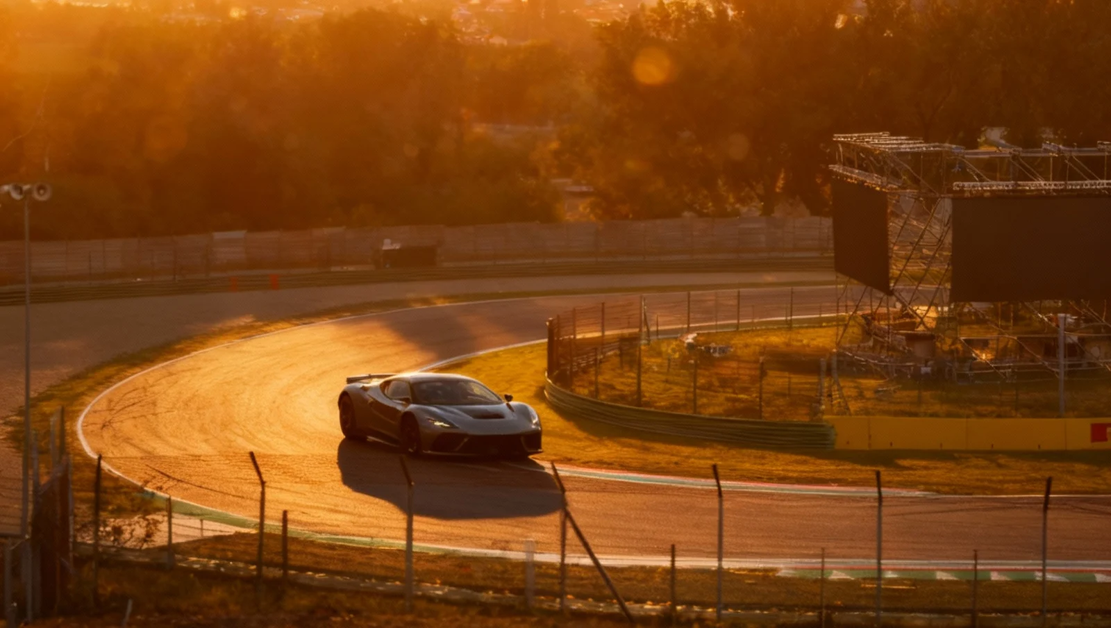 Imola Sacrifica la Storia per Tornare in F1: Addio alla Casa della Tosa