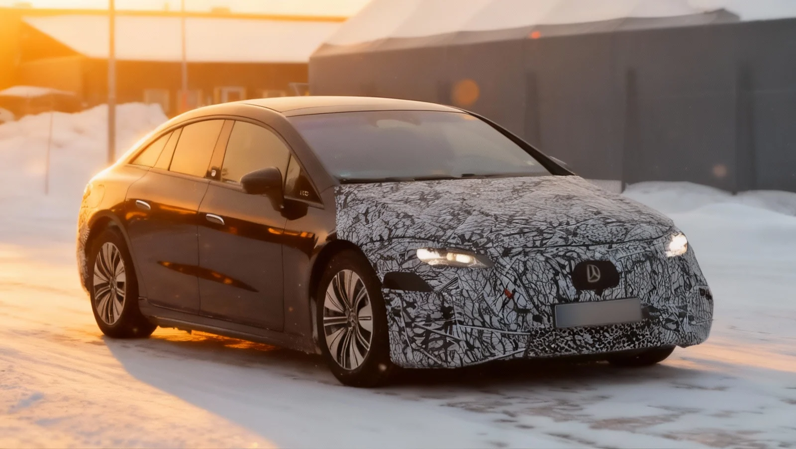 Mercedes EQS 2027: sfida a Lucid con efficienza record