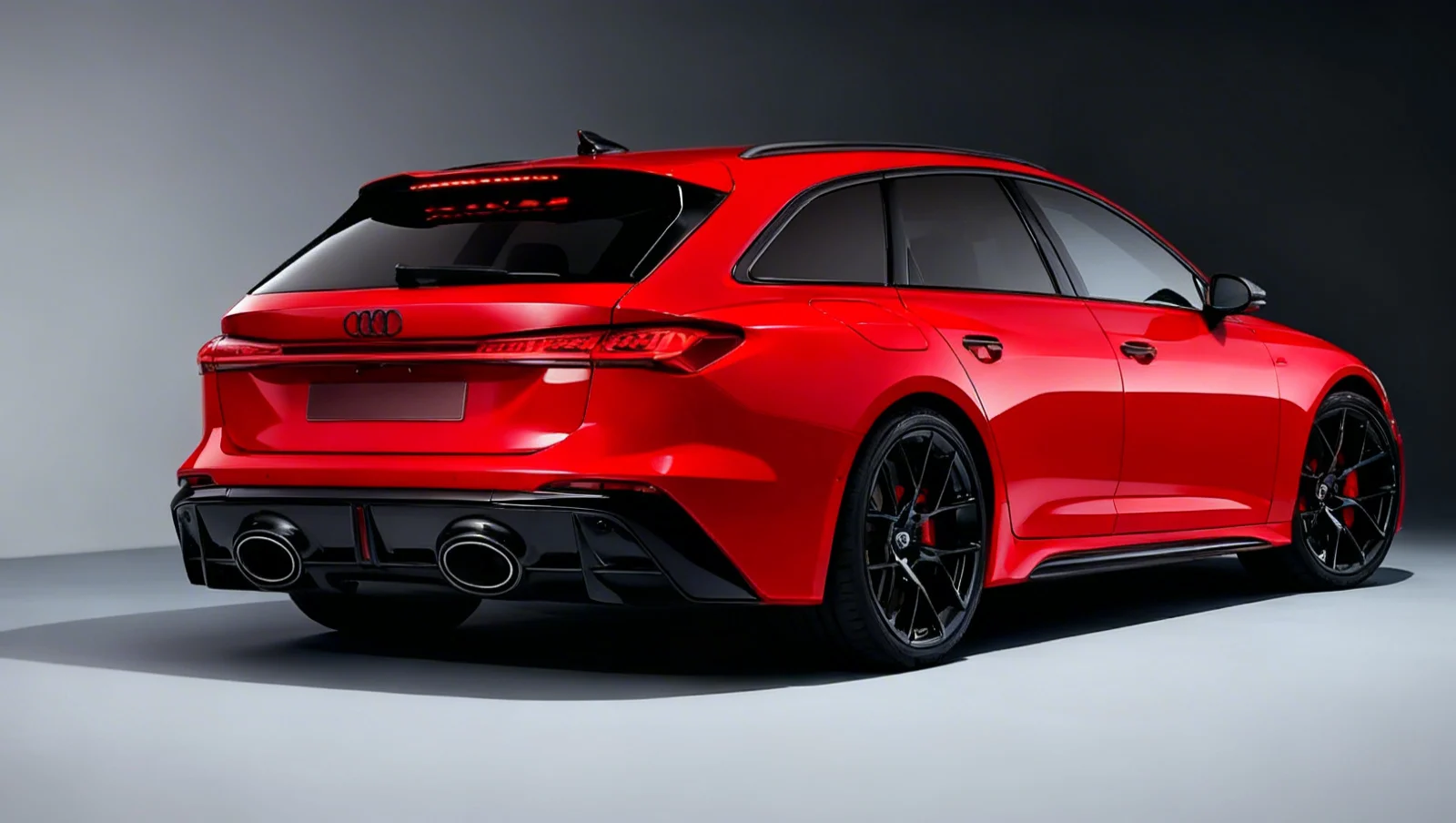 Audi RS5 Avant ibrida: meno pratica del previsto, ecco perché