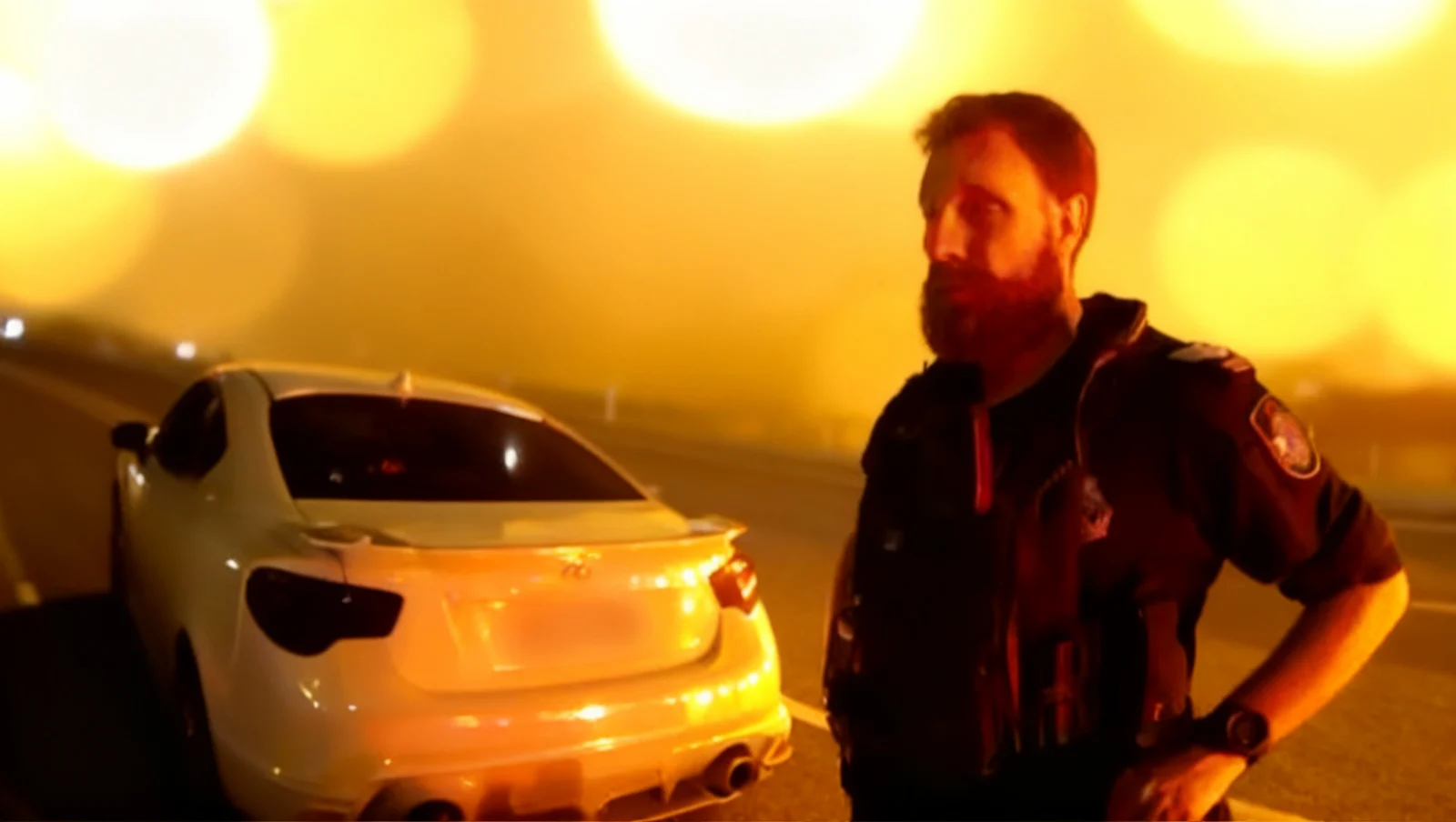 Guida folle a 189 km/h: Polizia avvisa la madre del 17enne