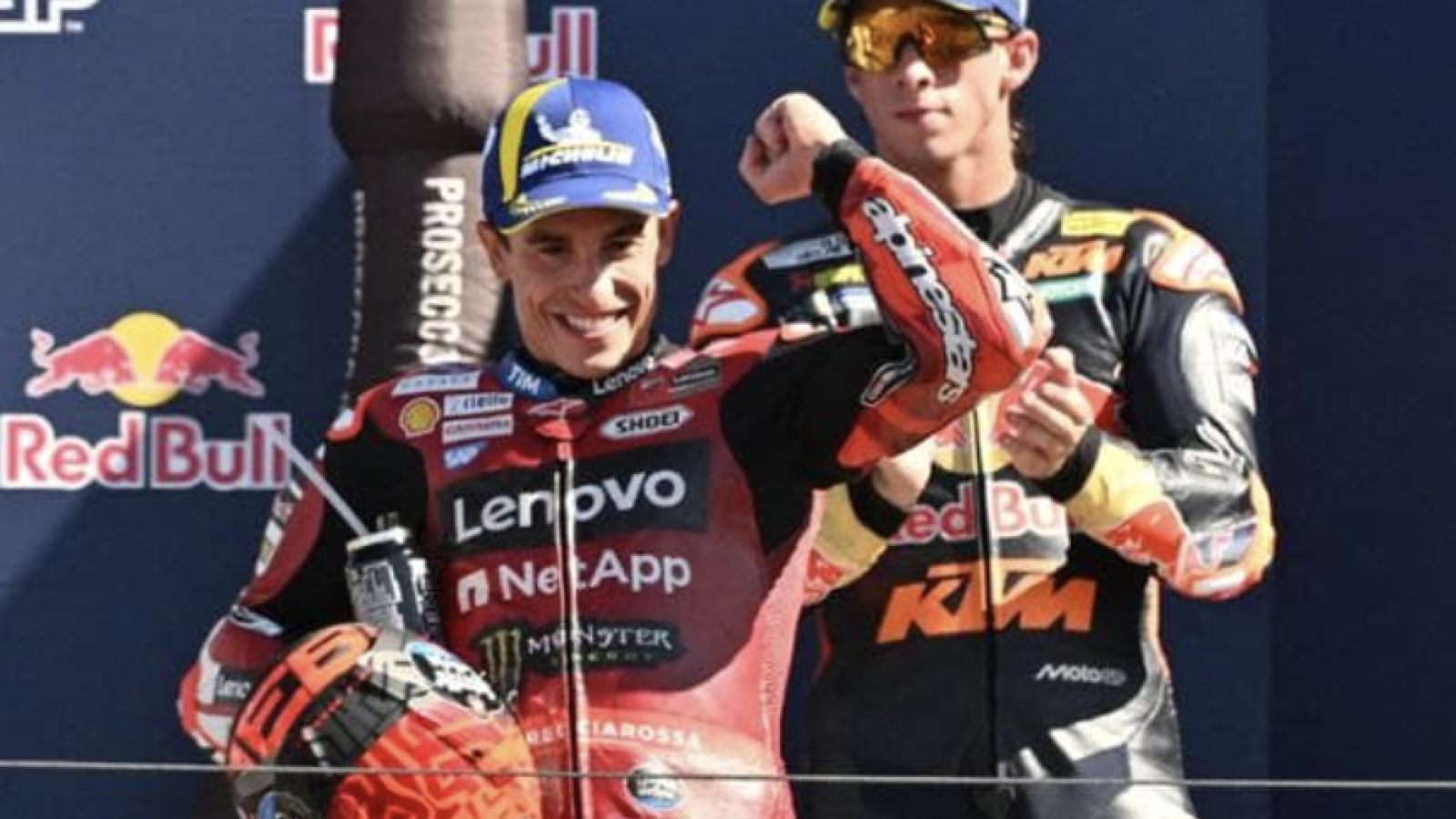 Misano: Marquez pigliatutto, disastro Bezzecchi