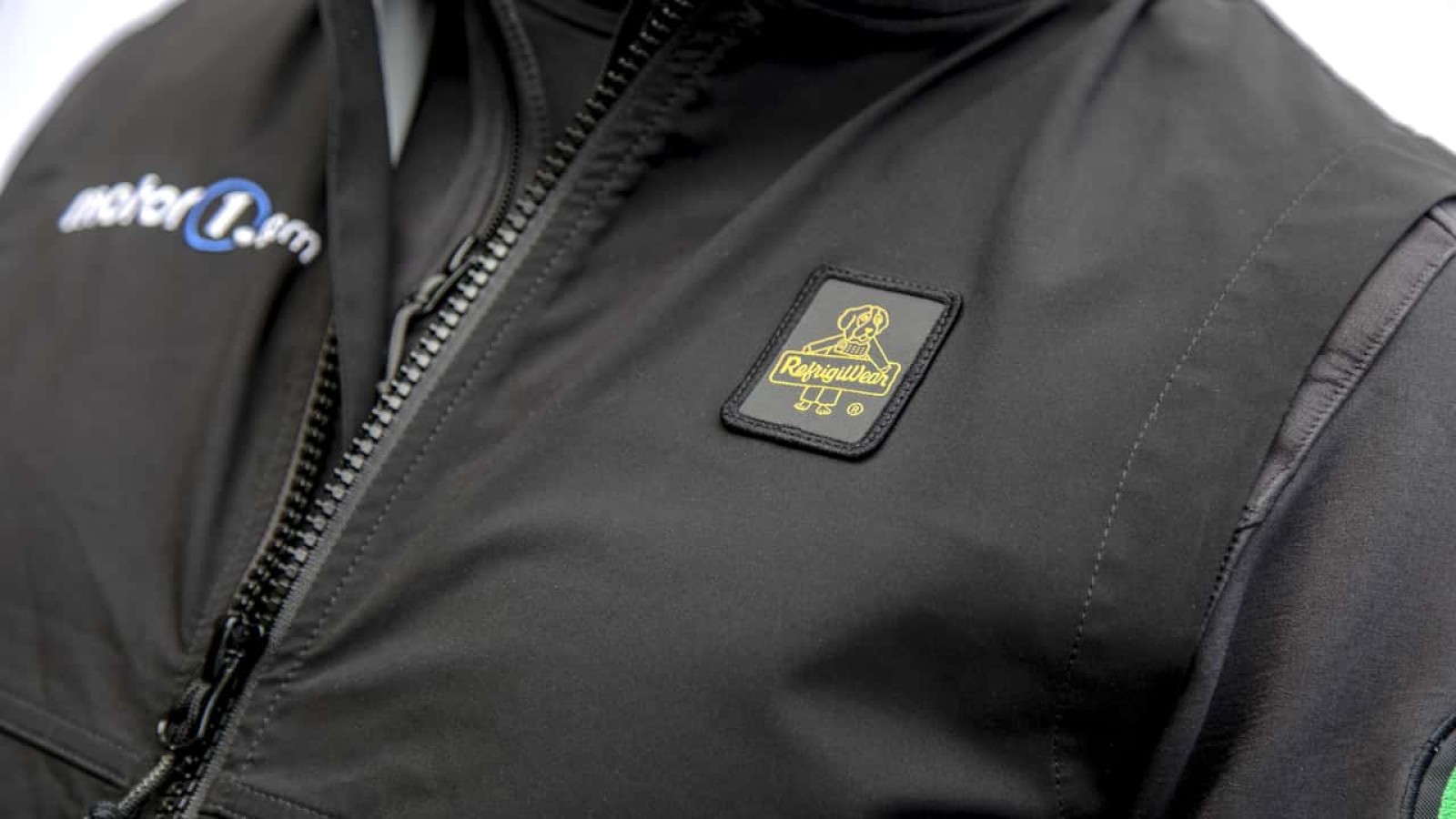 RefrigiWear veste Motor1.com: nuova partnership ufficiale