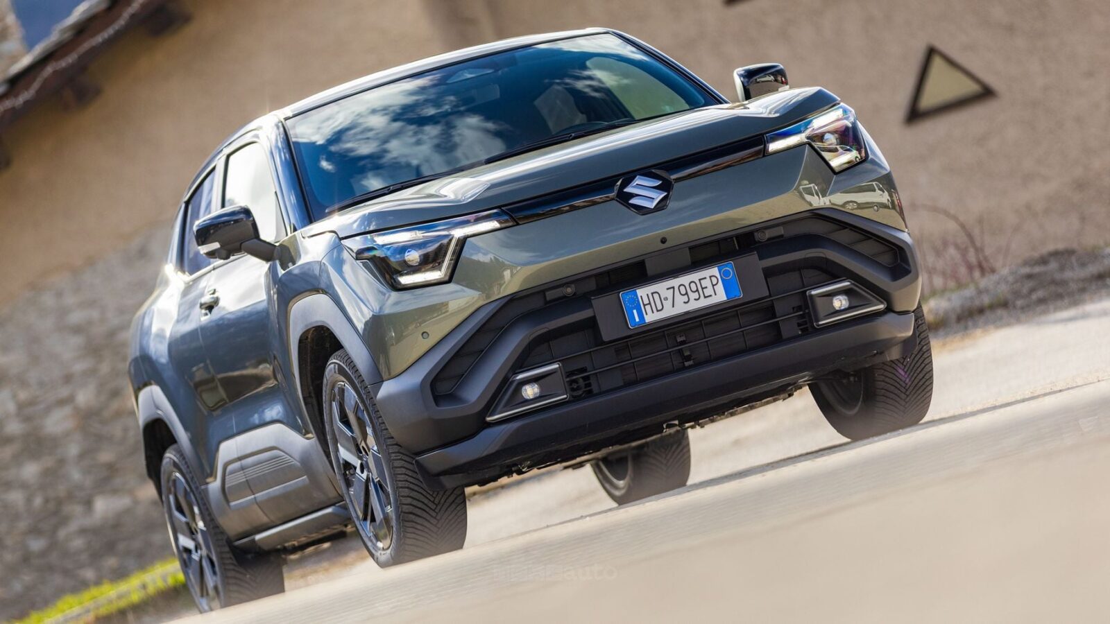 Suzuki e Vitara Dual Motor 4x4 AllGrip: il nuovo spot