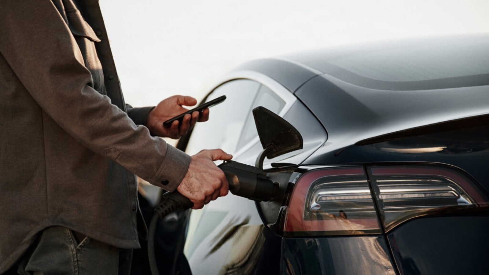 Spirii, nuove funzioni per ricarica auto elettriche CPO ed EMSP