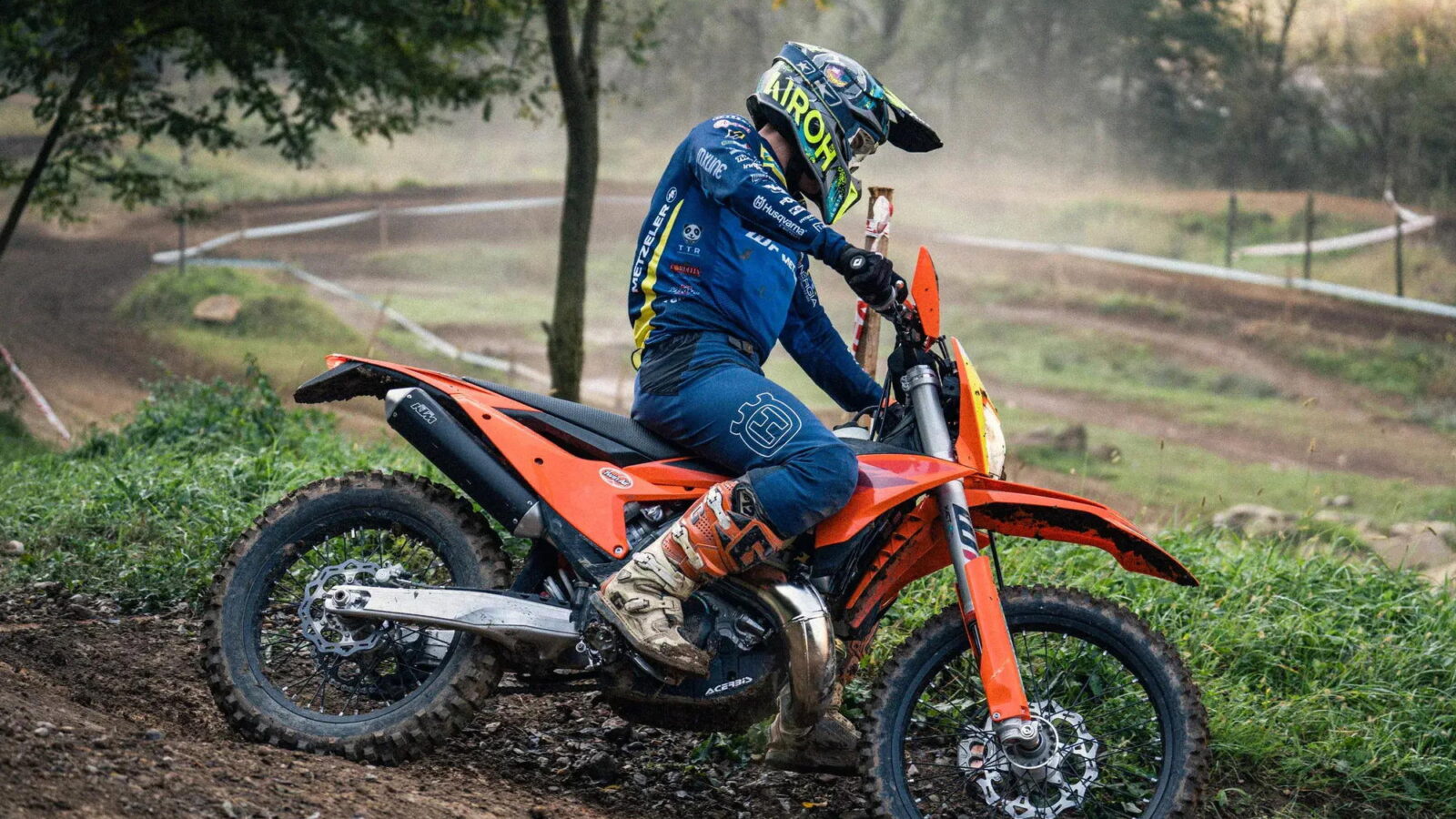 Test ride off road KTM e Husqvarna 2027: oltre 100 prove