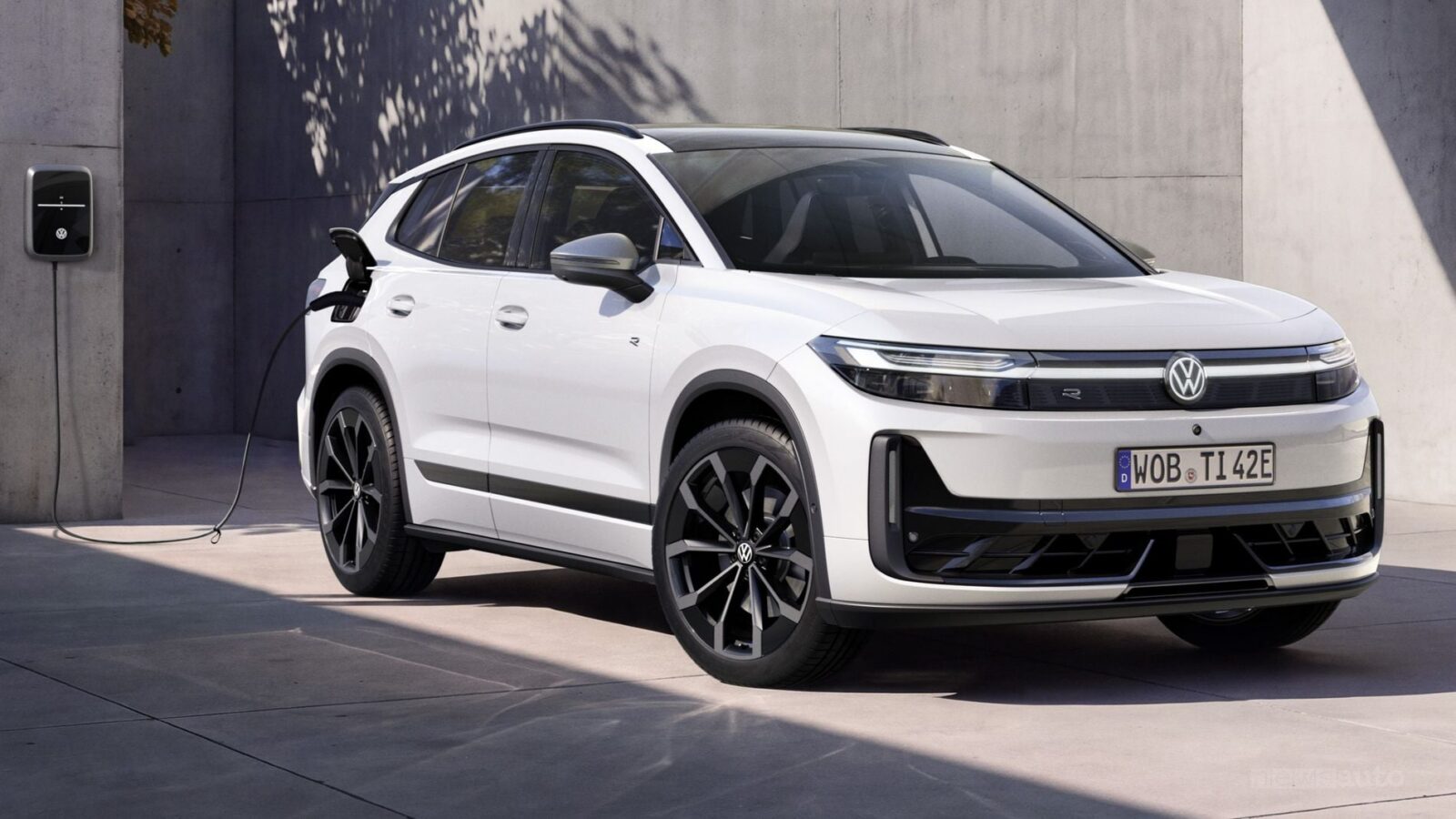 Volkswagen ID. Tiguan: il SUV elettrico arriva nel 2027