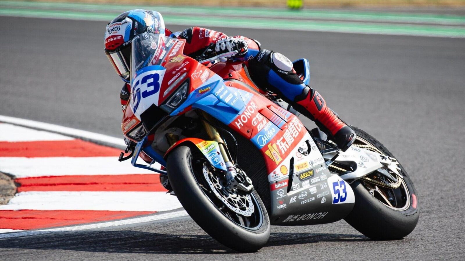 ZXMOTO sfida la Superbike: l'obiettivo è un milione di moto
